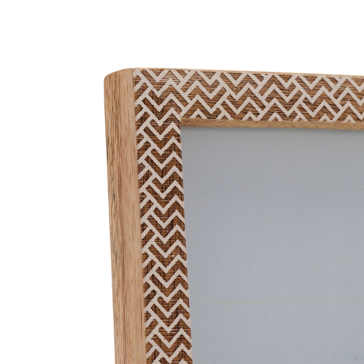 Hestia Chevron Stamped Carved Wood Photo Frame 4" x 6"