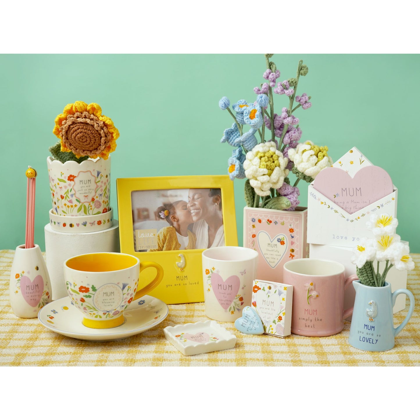 Love Life Embossed Mug - Mum