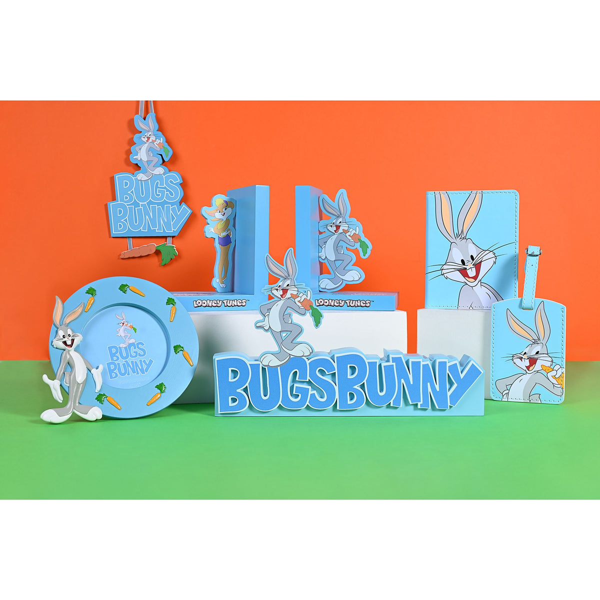 Warner Bros Looney Tunes Bugs Bunny Resin Photo Frame - 15cm